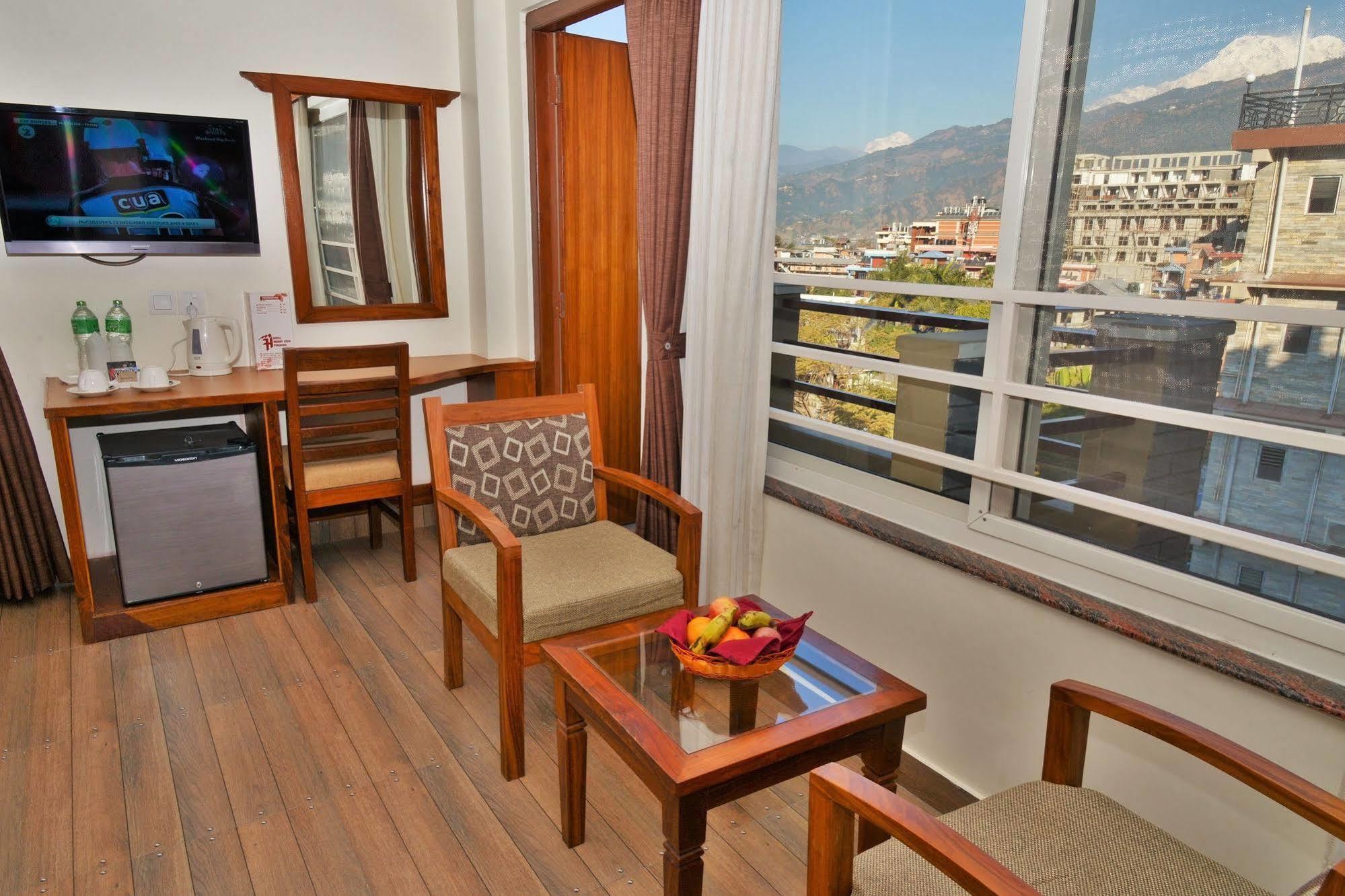Hotel Mountain View - Lakeside Покхара Экстерьер фото
